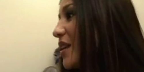 Amy Reid fucks Jenaveve (Karina Clarke, Sarah Vixen)
