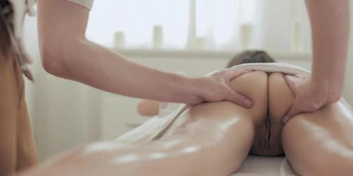 Teenage Girl Gets Intensive Pussy Massage - Anna Taylor