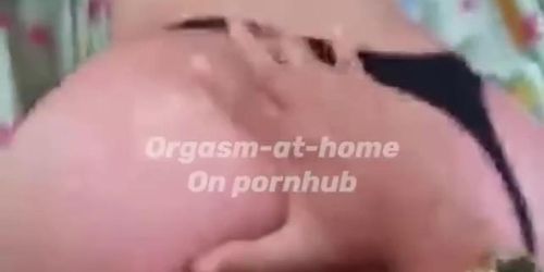 Sexo casero rapidín con mi novia, verga enorme llena de semen a colegiala de 18, sexo casero, squirt