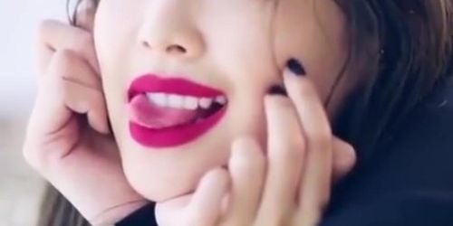 I Think That BLACKPINK's Jennie Most Definitely Wants Some Of That Cum On Her Tongue