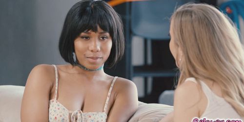 Karla brings Jenna to her first lesbian sex