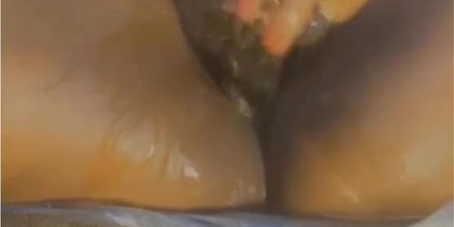Best 4 Seconds of Ebony Pussy Raining