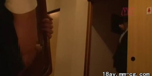 Hot hallway screw
