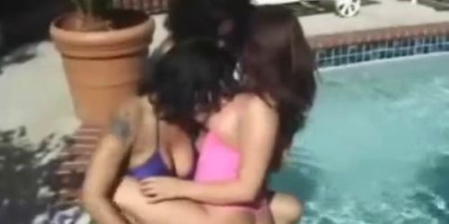 Pool Pussy Game - Pussy Games in the Pool - video 1 - Tnaflix.com