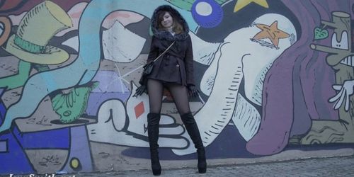 Jeny Smith pantyhose and high heels fetish
