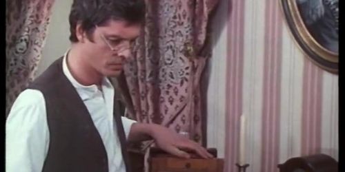 Secrets of Love (AKA Softly from Paris) - episode "A villa in the country"