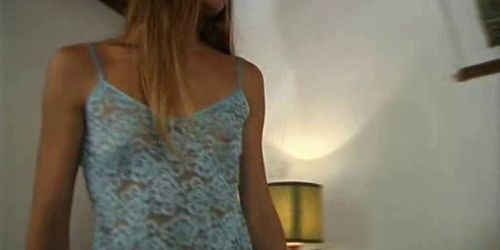 Mamma insegna a figlia pompini - Tnaflix.com->