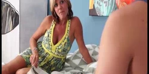OVER FORTY HANDJOBS - He Helps His Neighbor Milf Always, Now She Decides To Help Him