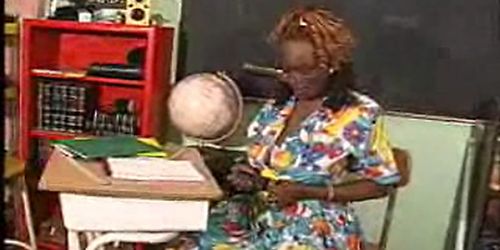 Mature Black woman with her Toyo