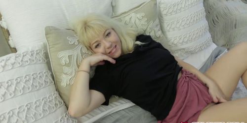 Precious chick Velvet Rain riding hard dick
