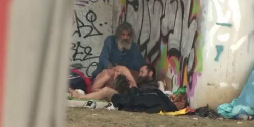 500px x 250px - Homeless people have a public orgy (Full video in comments) - Tnaflix.com