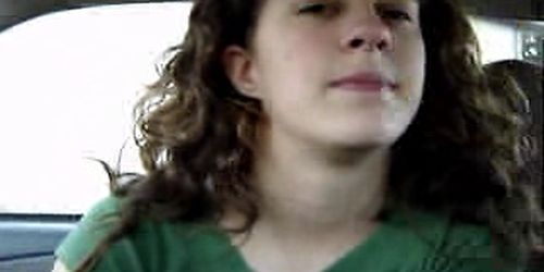 Yong Girl Blowjob In Car