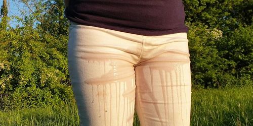 Alice - Totally Soaking My White Jeans At Sunset In Nature :3 