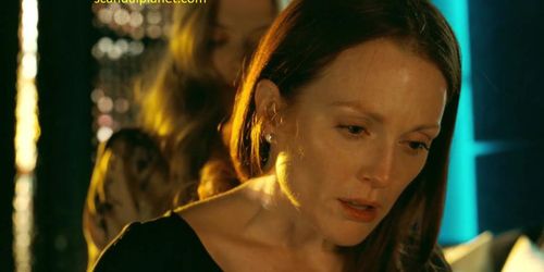 Julianne Moore And Amanda Seyfried Lesbian Sex In Chloe ScandalPlanetCom