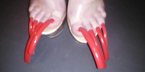 LADY L CLEAR HIGH HEELS AND MEGA LONG RED NAILS video short version (Hiddencam___)