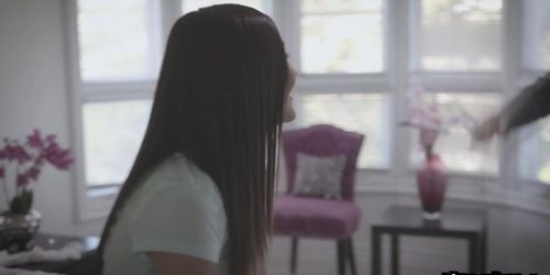 Emily is an eighteen year old girl who was fucked by her uncle Logana (Emily Willis, Logan Pierce)