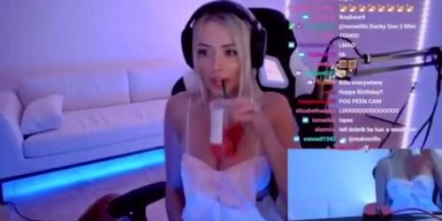 Corrina Kopf accidental nip slip on live!