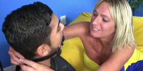 SEE MOM SUCKING - You Wanna See Who's The Boss?