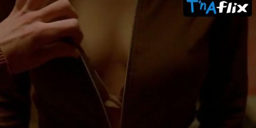 Krissy Carlson Breasts, Body Double Scene in Behind The Mask: The Rise Of Leslie Vernon