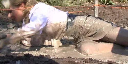 Mud Sex Naked On Farm - teen Girl playing in Farm mud and gets filthy - Tnaflix.com
