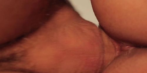 SQUELCHING CUNT AMATEUR CLOSE UP PORN