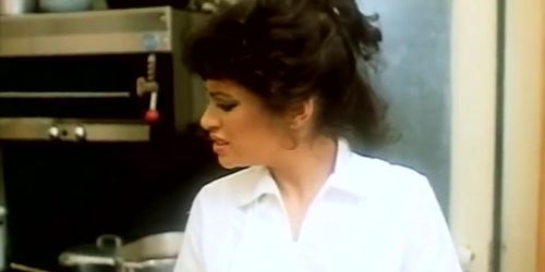 Les soirées d'une épouse pervertie (1981) Canal + Juillet 1995 (Paul Thomas, Vanessa Del Rio, Veronica Hart)