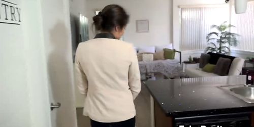 Realtor gets fucked POV when her ex responds to an ad