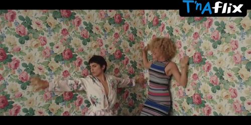 Veronica Echegui Lesbian Scene in Don'T Blame Karma On What Happens To You For Being Asshole