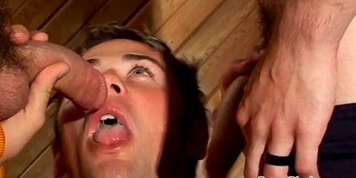 BOYS-PISSING - Freaky young gay fuck and suck after pissing session (Mike Roberts)