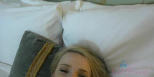 You get down with Carmen and give her a creampie (Blue Eyes, Carmen Callaway)