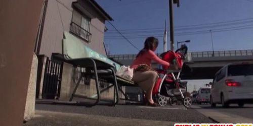 PUBLIC SEX JAPAN - Sexy perverted Asian chick