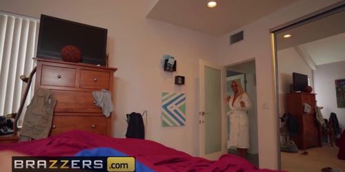 Brazzers - Thicc big tit latina step mother Bridgette B pov fantasy (Bridgette B.)