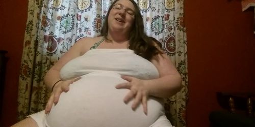 Masssive Pregnant BBW - Tnaflix.com