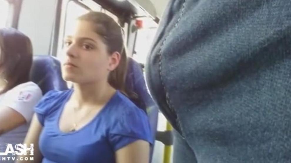 Bulge Flash Teen On Bus Porn Videos