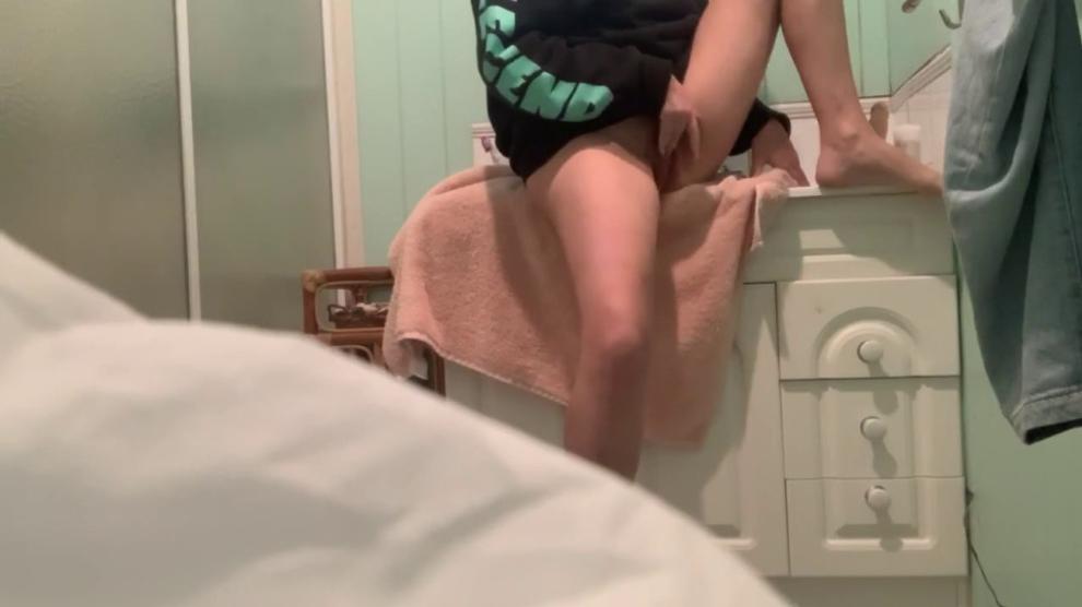 Hidden Camera Catches Room Mate Masturbating In The Bathroom Porn Videos