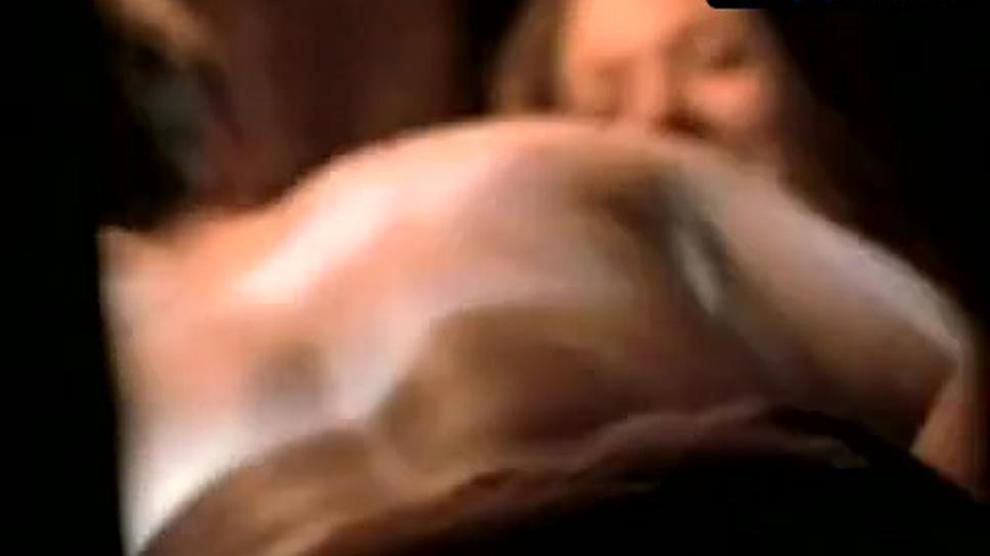 Tara Reid Breasts Scene In Around The Fire Porn Video