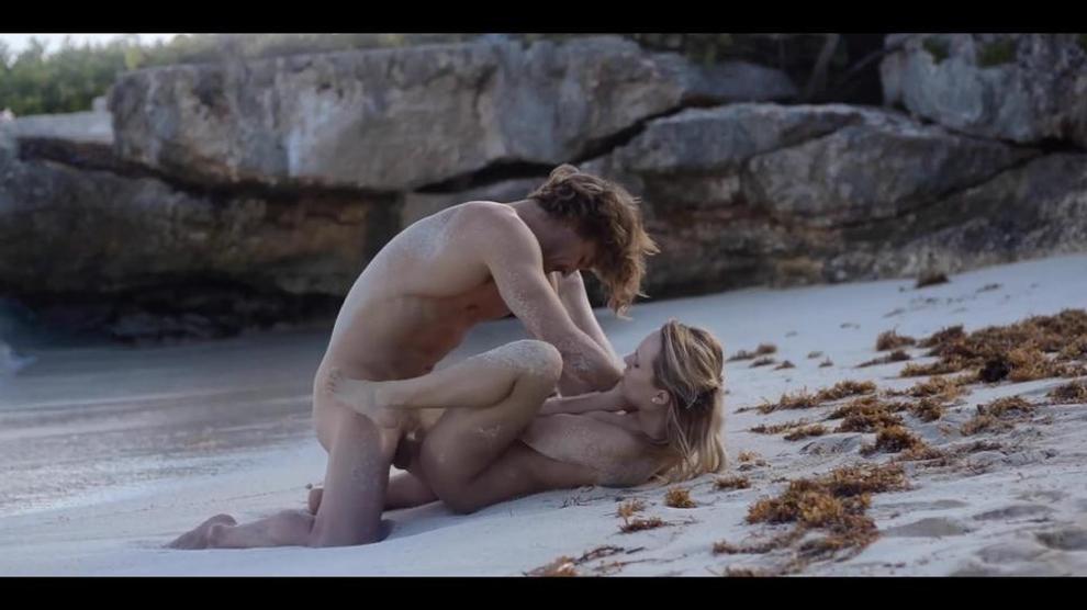 Leila Sex On The Beach Porn Videos