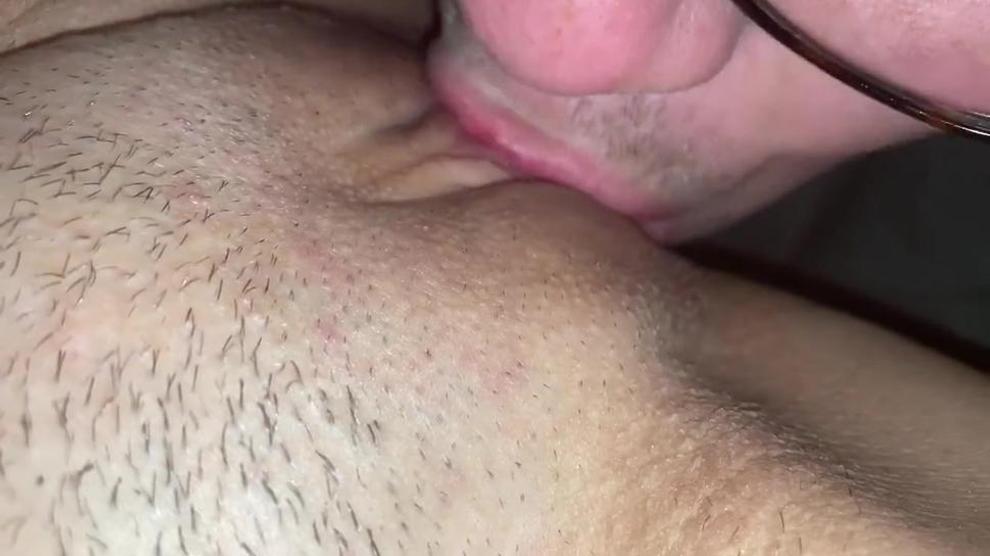 Drooling Wet Pussy Licking CLOSEUP Porn Videos