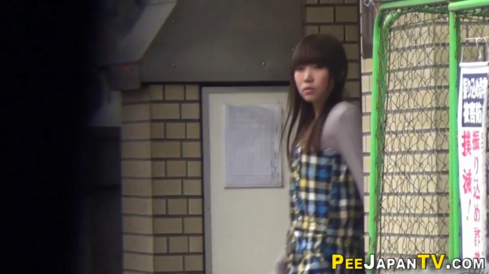 Piss Japan Tv Asian Teens Pee On Cam Porn Videos