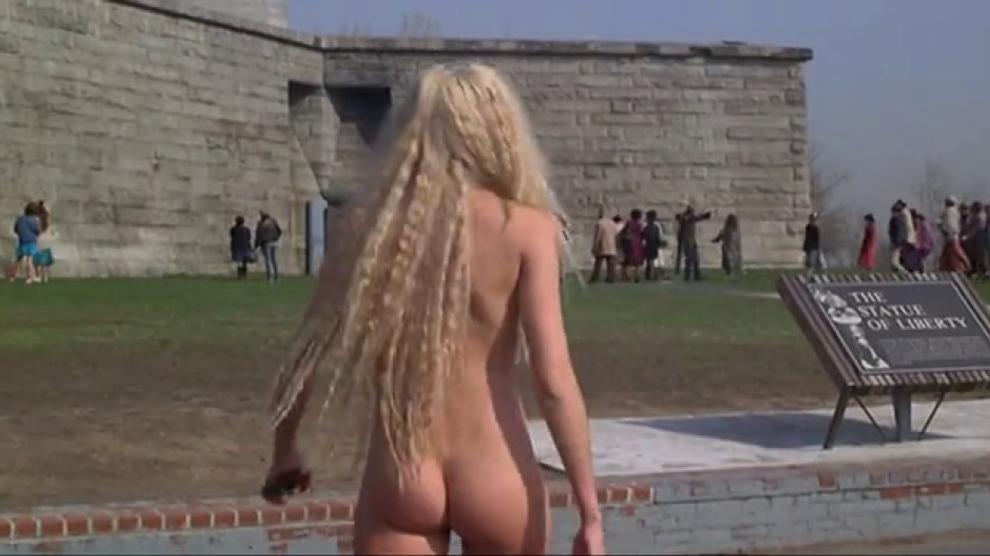 Daryl Hannah Nude Splash 1984 