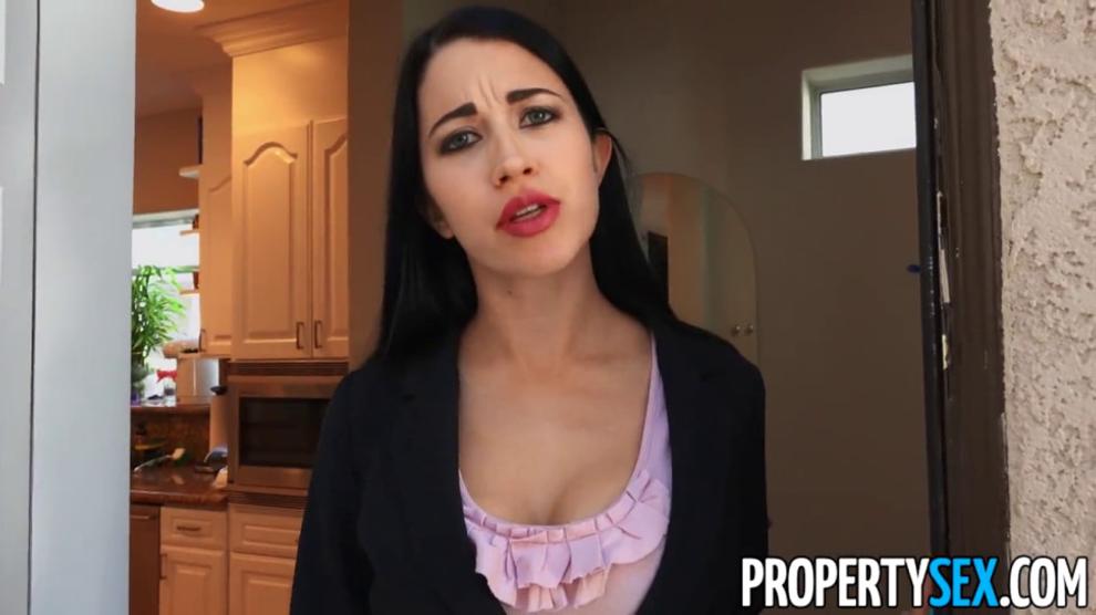 Propertysex Virgin Rocket Scientist Fucks Good Looking Real Estate