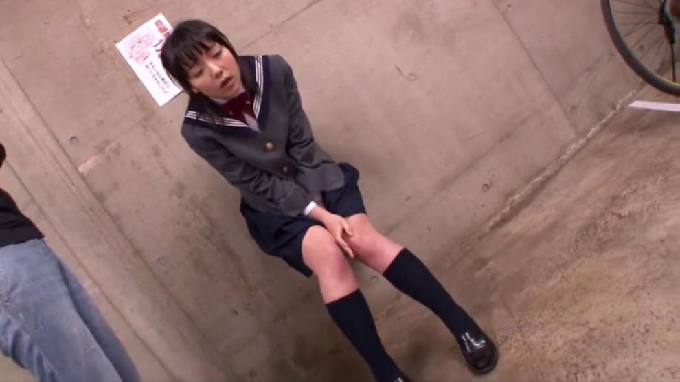 Finesse Japan Schoolgirl Fucked In Public Bus And On The Str Porn Videos