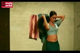 Malayalam Horror Movies   Veendum Lisa   Nizhalgal Ravi & Jayarekha Love Scene [HD]   YouTube (480p)