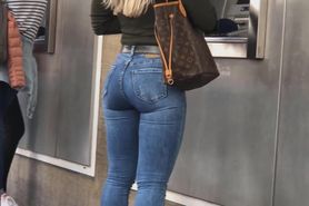 perfect fit blonde round ass tight jeans