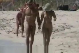 Lovebirds rejoice on a sunny spy beach hidden cam video