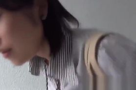 Amateur Oriental businesswoman caught pissing by voyeur