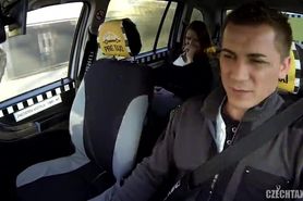 Amateur Whore Does It With Taxi Driver