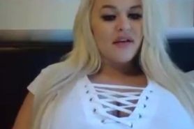 Blondi Big boobs webcam