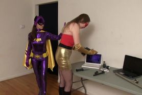Batgirl vs dr doomsday
