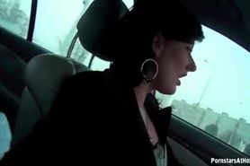 Celine Noiret Blow her man in the car